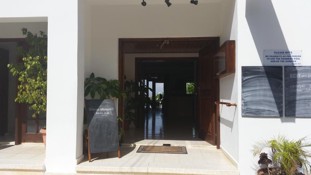 Pissouriana Hotel Apartments Екстер'єр фото