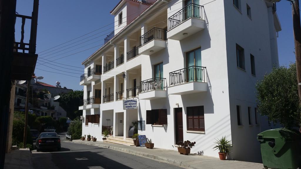 Pissouriana Hotel Apartments Екстер'єр фото